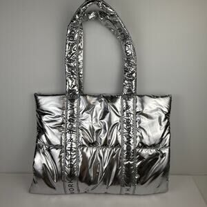 Lot of 2 Bath and Body Works Quilted Puffer Tote Bags Shiny VIP Black Friday